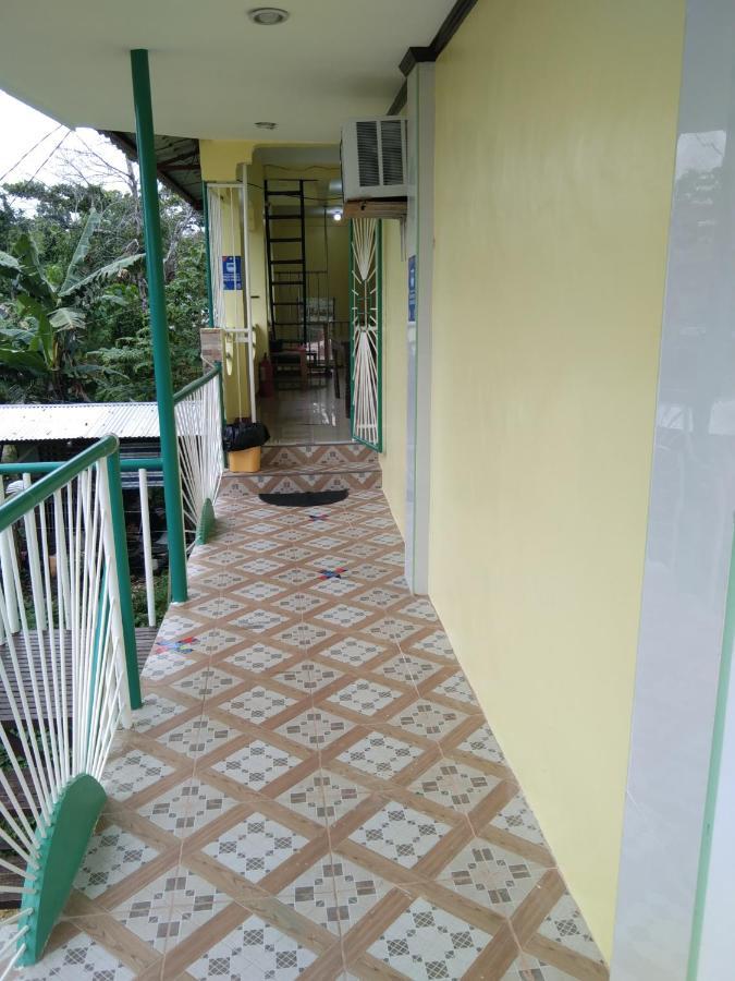 RMS Travellers Inn Poro Extérieur photo